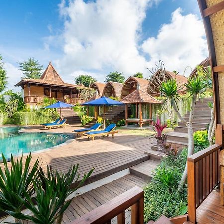 Hotel Lumbung Sari Uluwatu Exterior foto